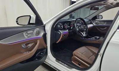 Mercedes-Benz E-Class 2019, 98881 км, за 14403.7 USD - фото 10