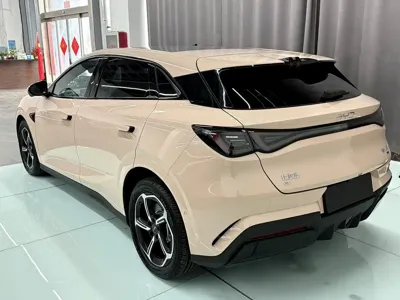 BYD Seal 06GT 2025, 9000 км, за 16487.63 USD