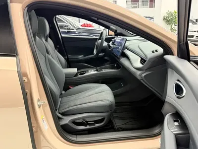 BYD Seal 06GT 2025, 9000 км, за 16487.63 USD - фото 30