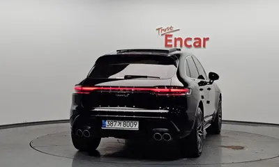 Porsche Macan 2022, 17629 км, за 56387.03 USD