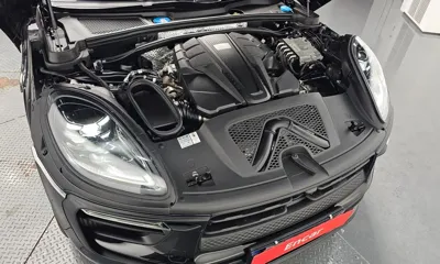 Porsche Macan 2022, 17629 км, за 56387.03 USD - фото 6
