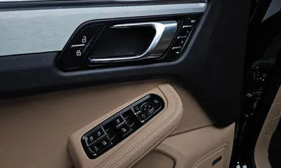 Porsche Macan 2022, 17629 км, за 56387.03 USD - фото 24