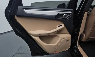 Porsche Macan 2022, 17629 км, за 56387.03 USD - фото 25