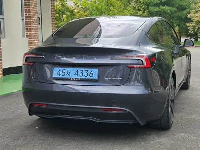 Tesla Model 3 2024, 8404 км, за 65765.6 USD - фото 6