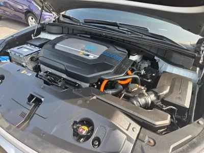 Hyundai Nexo 2023, 97077 км, за 11311.18 USD - фото 20