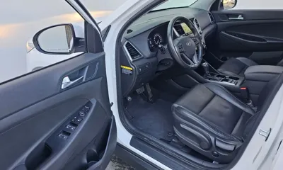 Hyundai Tucson 2018, 46376 км, за 10505.45 USD - фото 13