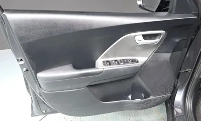 Kia Niro 2022, 80243 км, за 10408.54 USD - фото 24