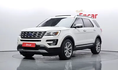 Ford Explorer · 2017 год