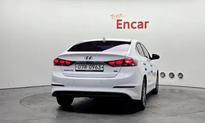 Hyundai Avante 2016, 164336 км, за 3811.56 USD