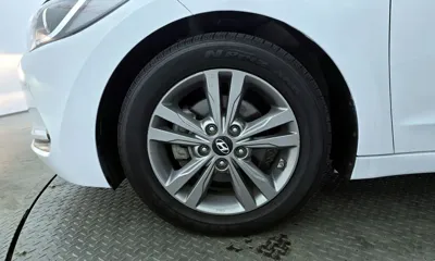 Hyundai Avante 2016, 164336 км, за 3811.56 USD