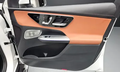 Mercedes-Benz GLC-Class 2025, 4264 км, за 54155.18 USD - фото 24