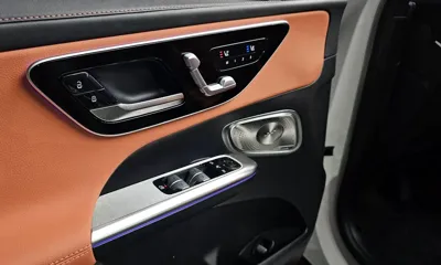 Mercedes-Benz GLC-Class 2025, 4264 км, за 54155.18 USD - фото 27