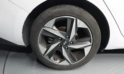 Hyundai Avante 2021, 142207 км, за 9700.33 USD