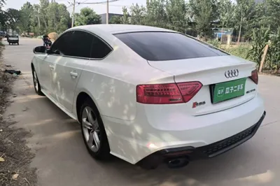 Audi A5 2016, 102800 км, за 10857 USD