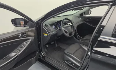 Hyundai Sonata 2012, 71628 км, за 3648.21 USD - фото 10
