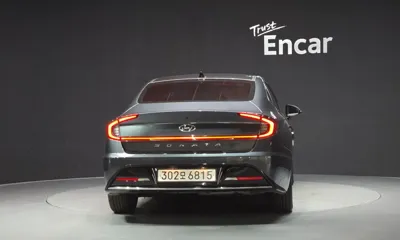 Hyundai Sonata 2022, 82593 км, за 10245.91 USD
