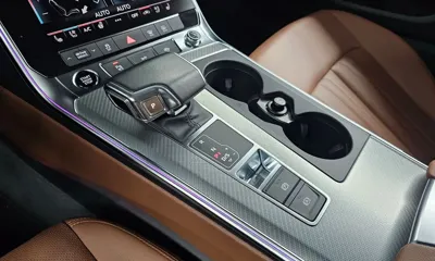 Audi A6 2023, 59753 км, за 19627.15 USD - фото 9