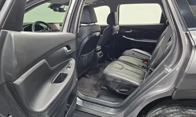 Hyundai Santafe 2023, 81131 км, за 14651.29 USD - фото 12