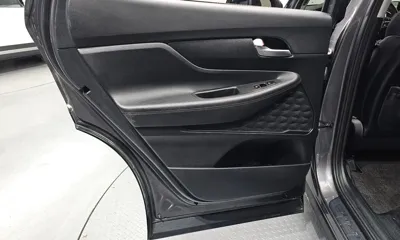 Hyundai Santafe 2023, 81131 км, за 14651.29 USD - фото 25