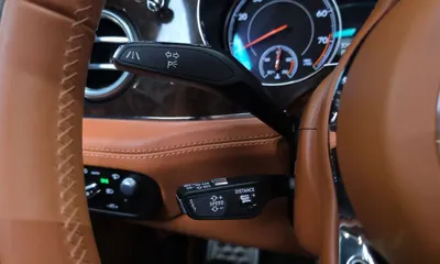 Bentley Bentayga 2019, 37935 км, за 77999.03 USD - фото 29