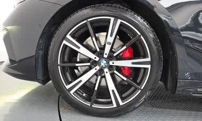 BMW 5-Series 2025, 31830 км, за 41314.15 USD