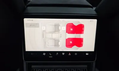 Tesla Model 3 2024, 45444 км, за 32324.19 USD - фото 31