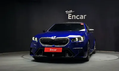 BMW M5 2025, 12171 км, за 117828.54 USD