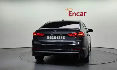 Hyundai Avante 2017, 96298 км, за 4370.86 USD