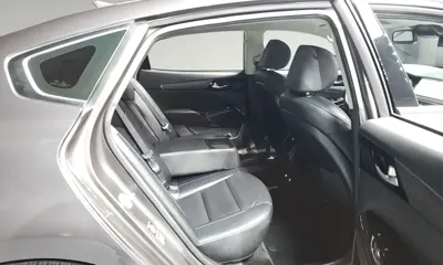 Kia K7 2020, 114806 км, за 10589.4 USD - фото 12