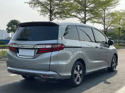 Honda Odyssey 2018, 110900 км, за 10681.69 USD