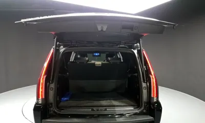 Cadillac Escalade 2019, 93341 км, за 26602.72 USD - фото 20