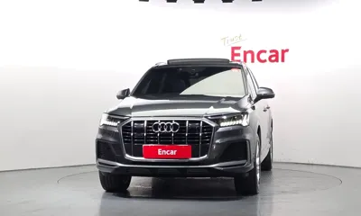 Audi Q7 2022, 45605 км, за 36988.87 USD - фото 3