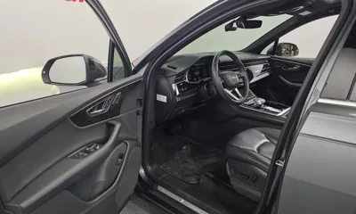 Audi Q7 2022, 45605 км, за 36988.87 USD - фото 10