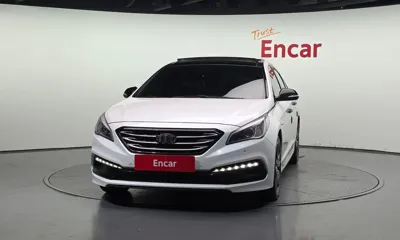 Hyundai Sonata 2016, 186148 км, за 3972.13 USD