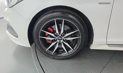 Hyundai Sonata 2016, 186148 км, за 3972.13 USD