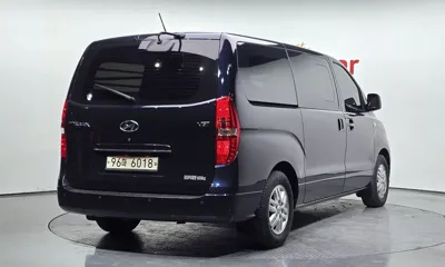 Hyundai Starex 2021, 70653 км, за 12091.18 USD