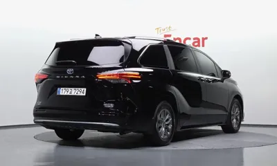 Toyota Sienna 2023, 94356 км, за 39070.12 USD