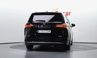 Toyota Sienna 2023, 94356 км, за 39070.12 USD