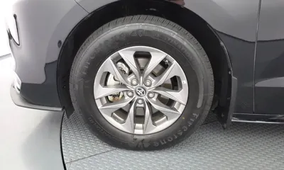 Toyota Sienna 2023, 94356 км, за 39070.12 USD
