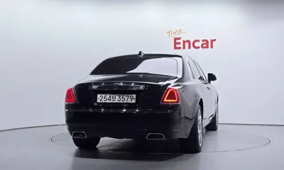 Rolls-Royce Ghost 2020, 51095 км, за 126576.41 USD