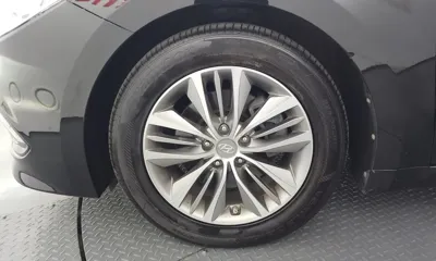 Hyundai Grandeur 2017, 150206 км, за 3741.63 USD