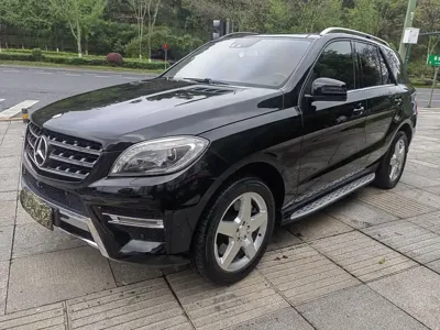 Mercedes-Benz M-Class 2013, 160000 км, за 10299.63 USD