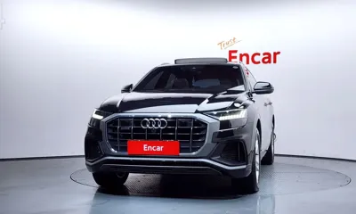Audi Q8 2021, 69261 км, за 38255.69 USD