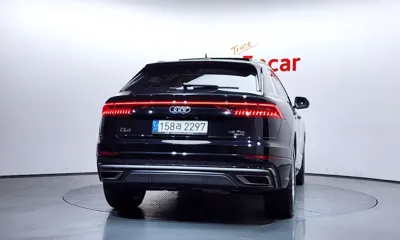 Audi Q8 2021, 69261 км, за 38255.69 USD