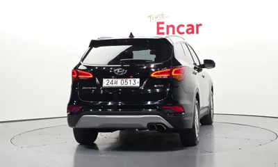 Hyundai Santafe 2016, 167547 км, за 5769.99 USD