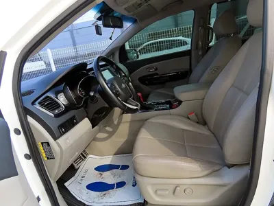Kia Canival 2019, 75408 км, за 10030.42 USD