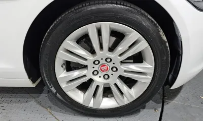 Jaguar XF 2017, 116022 км, за 656419.86 USD