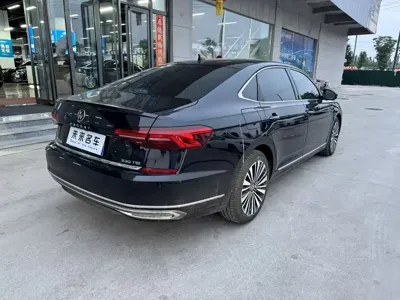 Volkswagen Passat 2020, 89000 км, за 13213.4 USD - фото 10