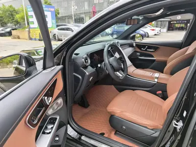 Mercedes-Benz GLC 2024, 42000 км, за 39103.17 USD