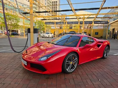 Ferrari 488 · 2019 год